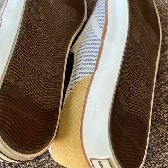 TOMMY BAHAMA ‘Sailor’ Canvas Slip-on Shoes, White/Blue Stripes, Size 7.5 - Picture 5 of 5